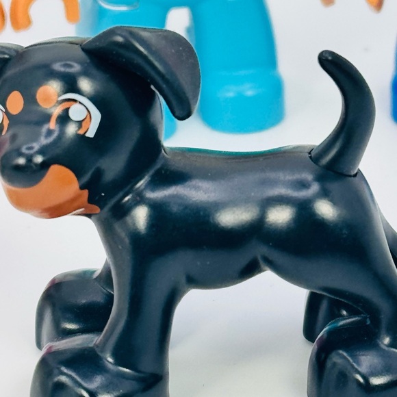 Lego Duplo Lot Boys Girls Dog Cat Circus Zoo Pilot Boy 6 Piece Toy Bundle - Picture 3 of 14